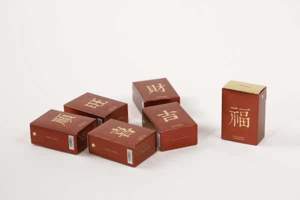 花(huā)里家-龙行大运限定礼盒