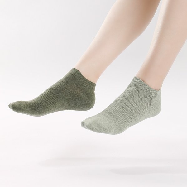 Hua Xiaochan breathable mesh essential oil socks