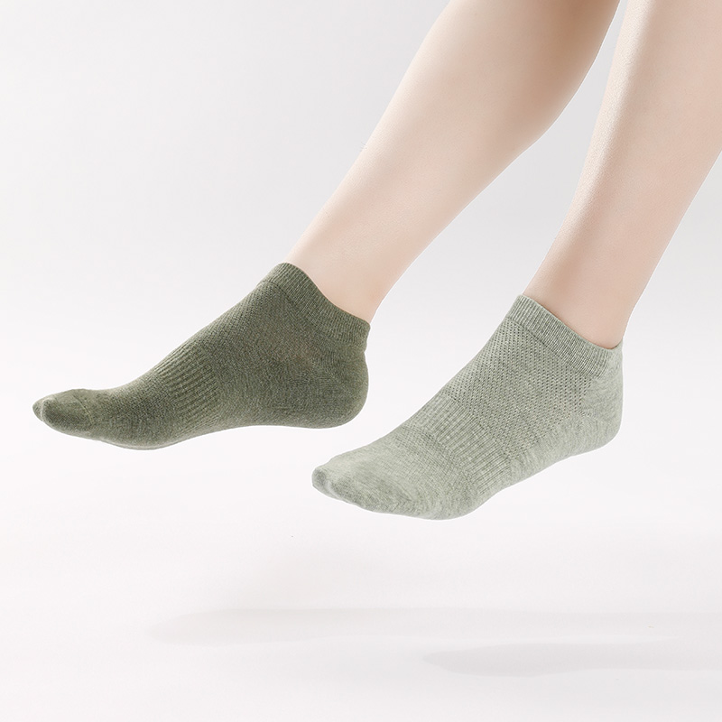Hua Xiaochan breathable mesh essential oil socks