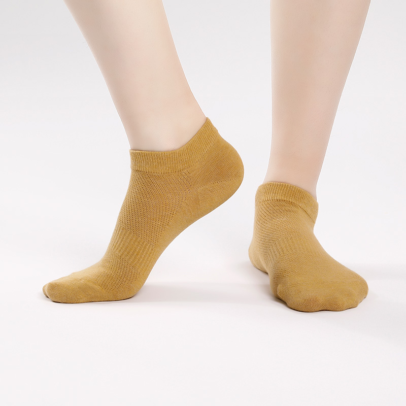 Hua Xiaochan breathable mesh essential oil socks