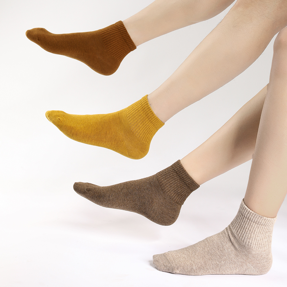 Hualijia Design Brand-Hua Xiaochan Middle Socks
