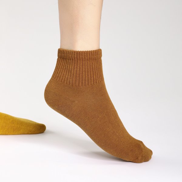 Hualijia Design Brand-Hua Xiaochan Middle Socks