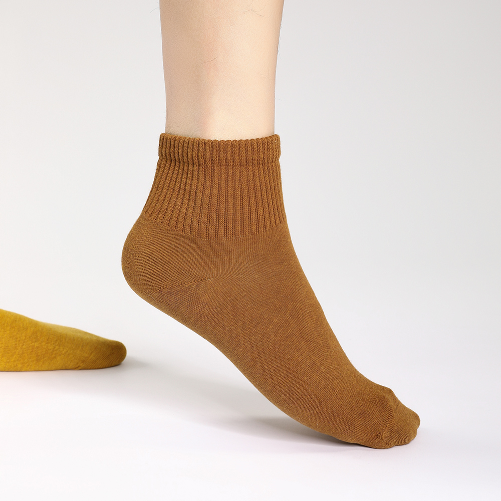 Hualijia Design Brand-Hua Xiaochan Middle Socks