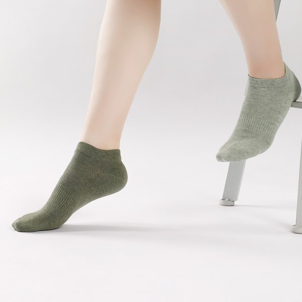 Hua Xiaochan breathable mesh essential oil socks