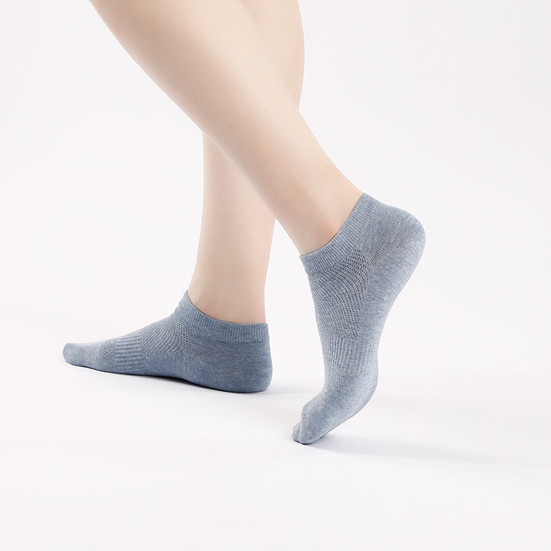 Hua Xiaochan breathable mesh essential oil socks